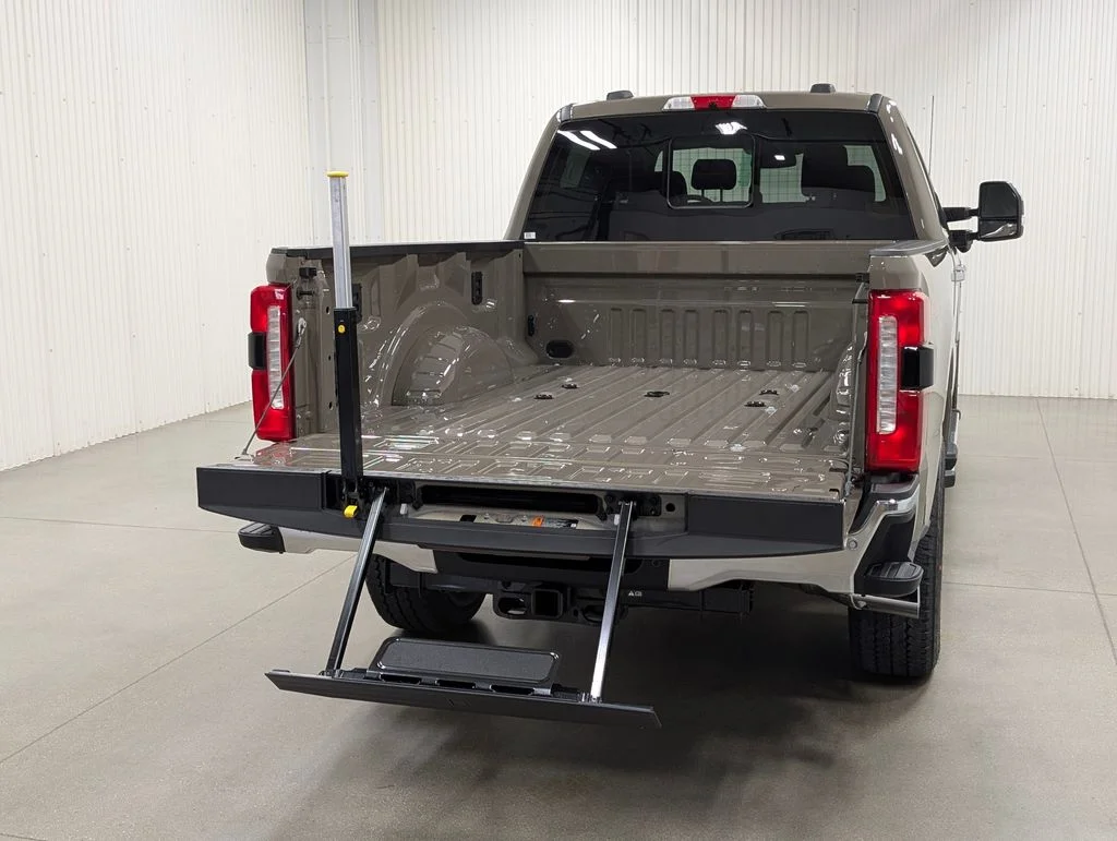 New 2026 Marsh Gray Ford F-250® Lariat® image 28