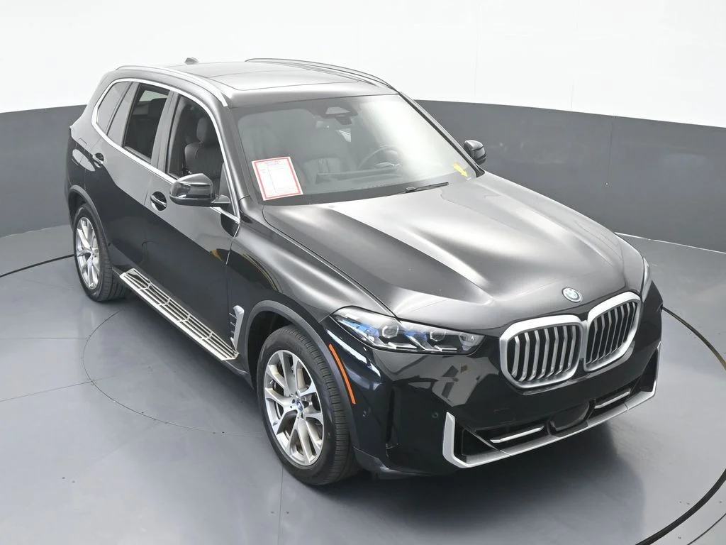 Used 2025 Black Sapphire Metallic BMW xDrive50e image 60