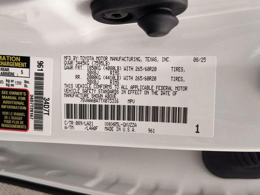 Used 2026 Wind Chill Pearl Toyota Platinum image 19