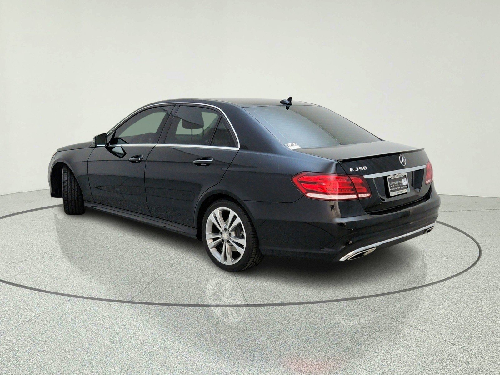 Used 2014 Black Mercedes-Benz E 350 Sport image 12