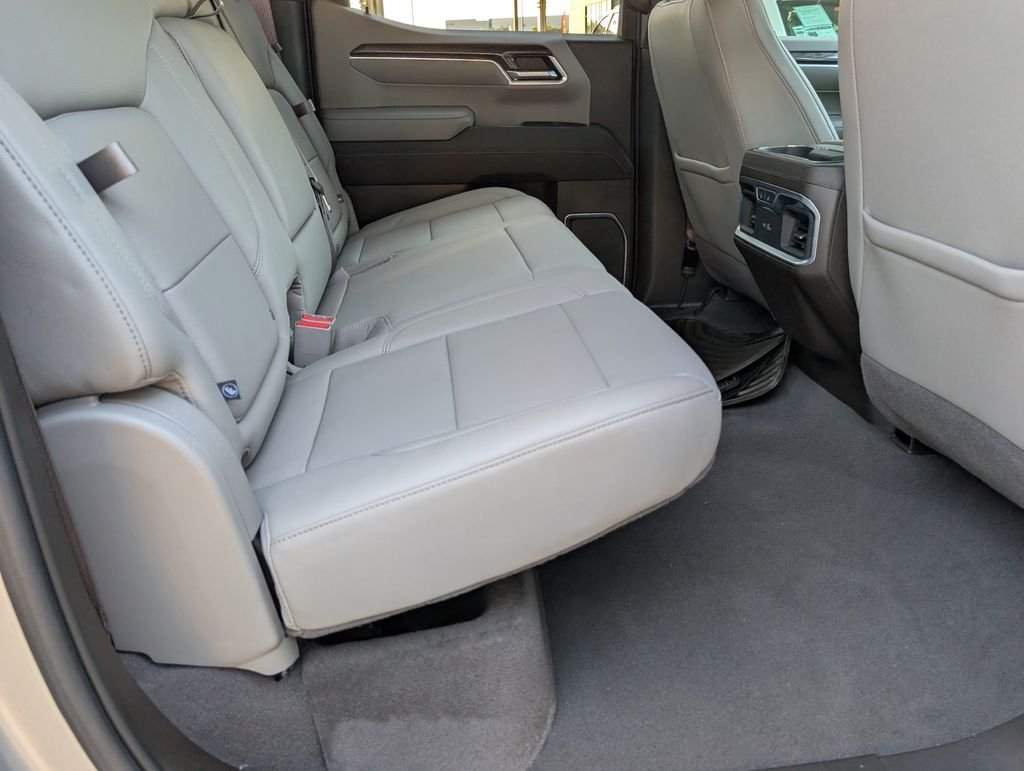 Used 2022 Silver Chevrolet LTZ image 25