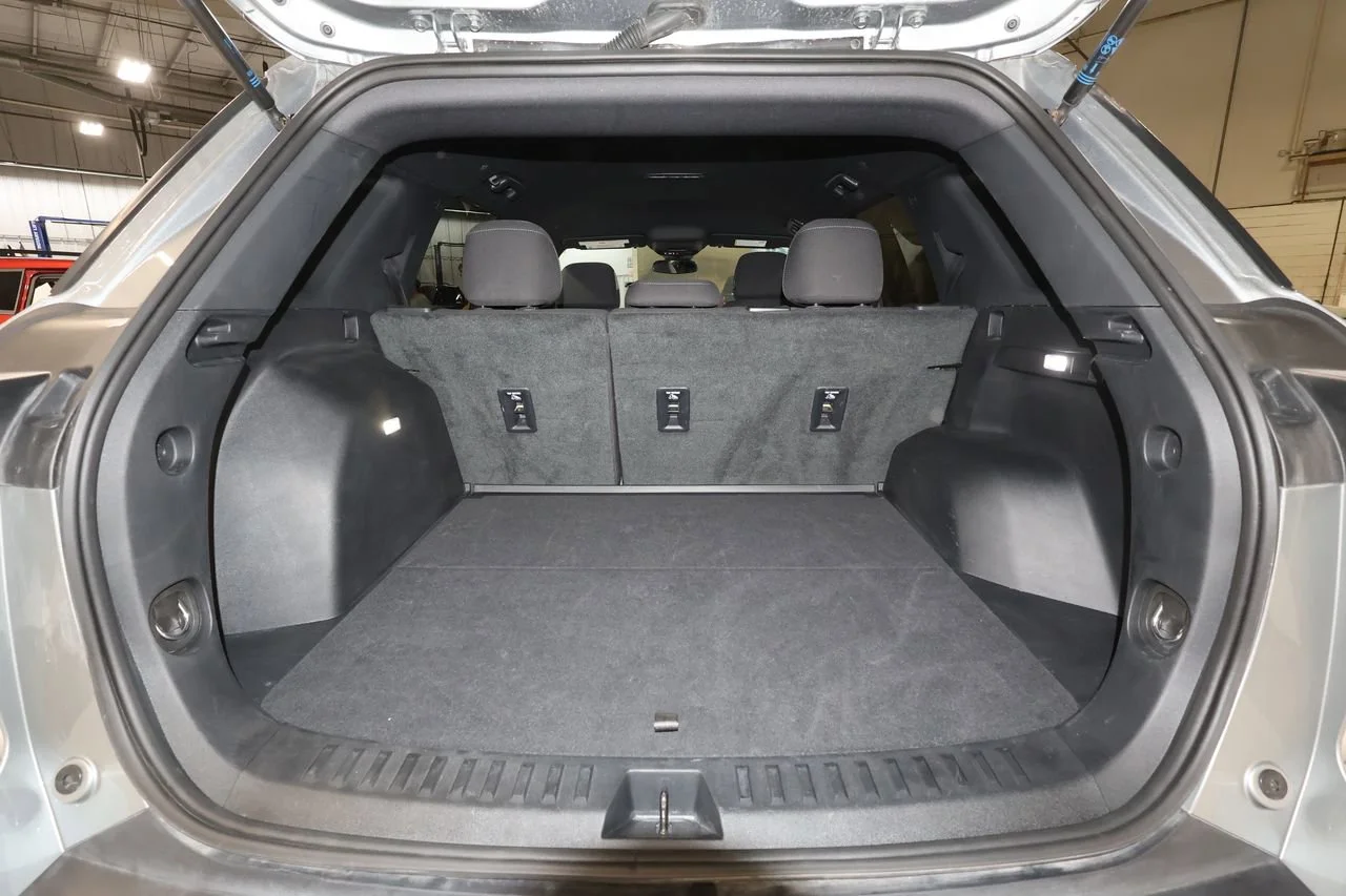 Used 2026 Sterling Gray Metallic Chevrolet LT image 25