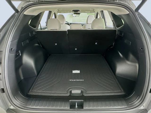 New 2026 Hyundai TUCSON SEL