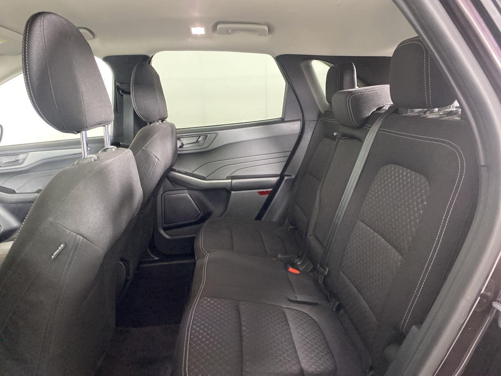 Used 2023 Cinnabar Red Ford Active image 32