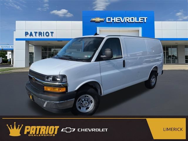 2025 Chevrolet Express Cargo