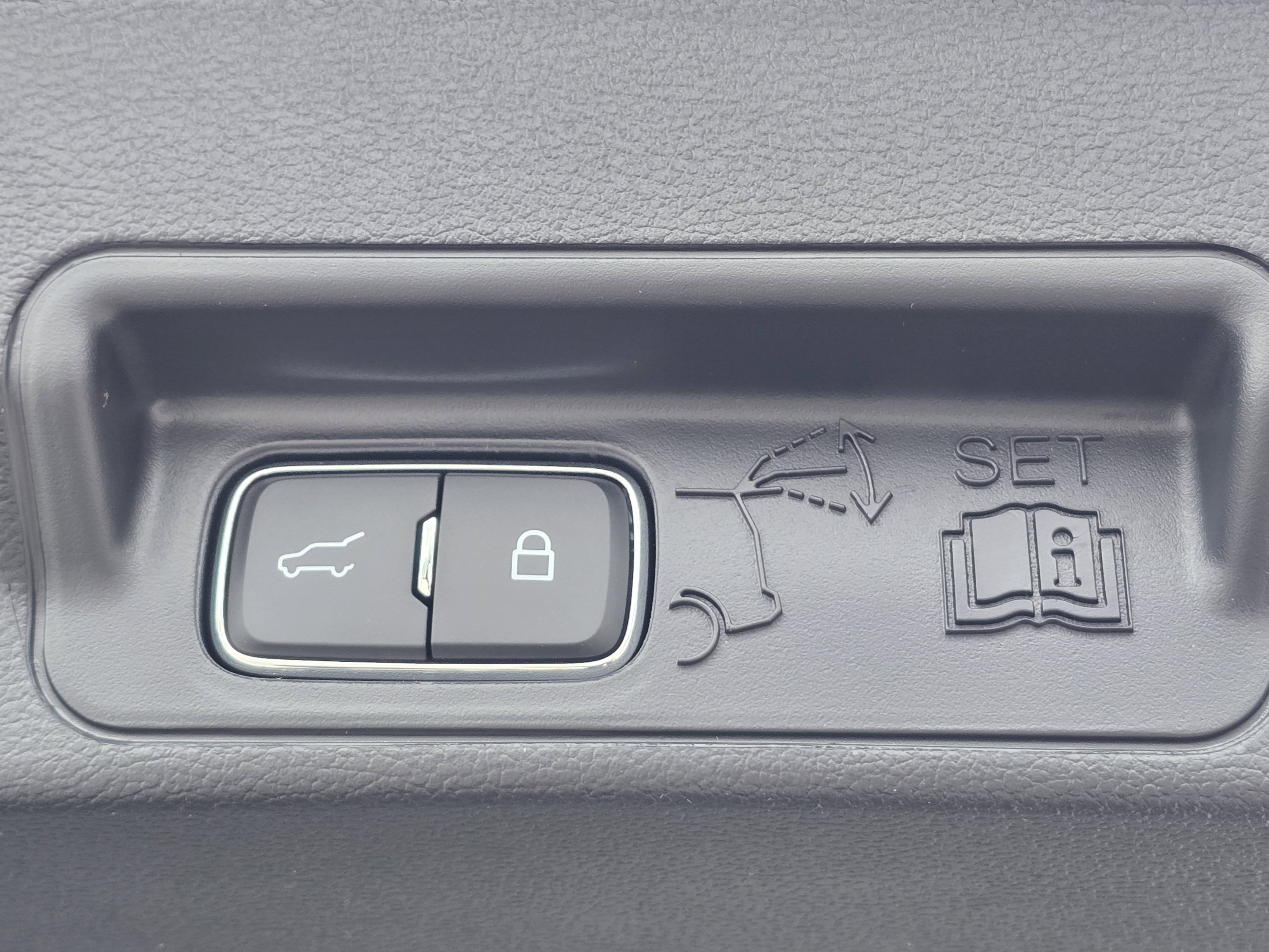 2026 Ford Explorer Active - Photo 22