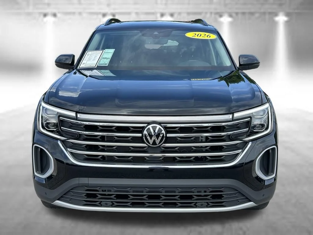 Used 2026 Deep Black Pearl Effect Volkswagen 2.0T SE w/Technology image 2