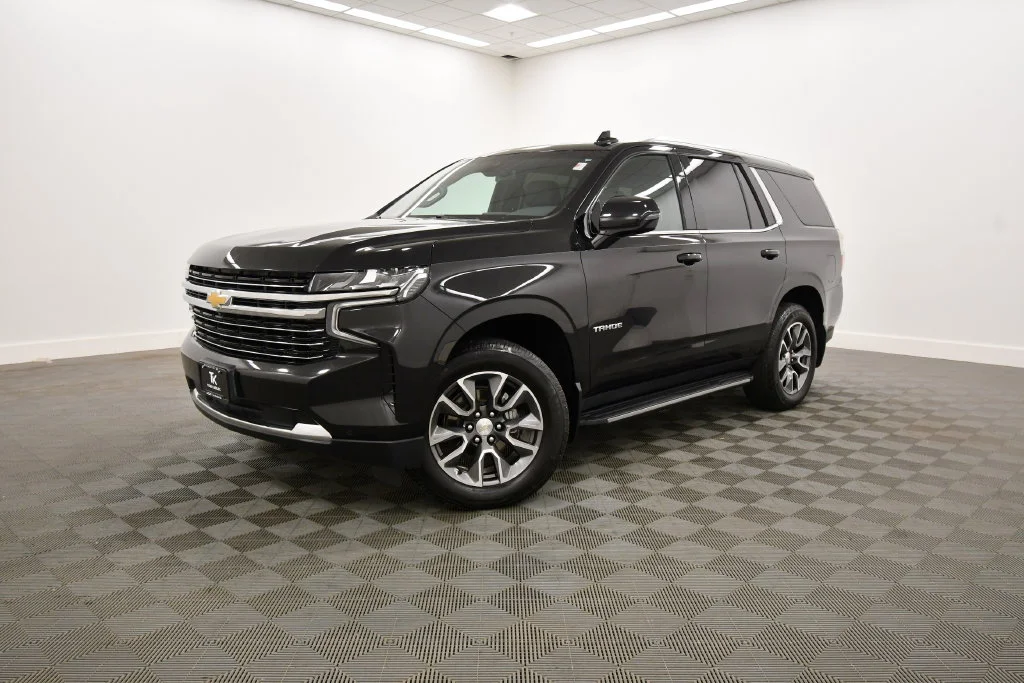 Used 2022 Chevrolet Tahoe LT with VIN 1GNSKNKD3NR109899 for sale in Rochester, Minnesota
