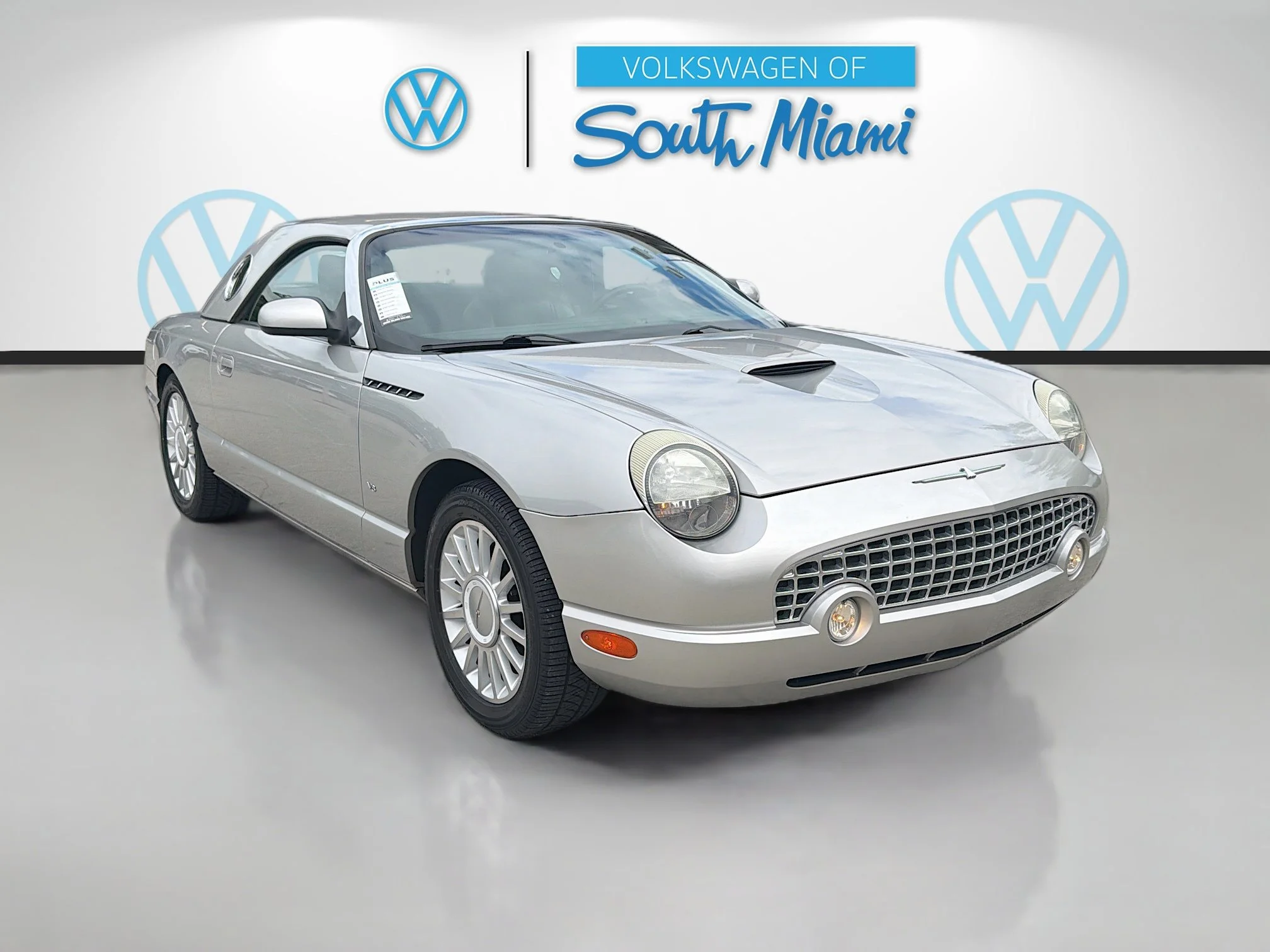 2004 Ford Thunderbird Deluxe's photo