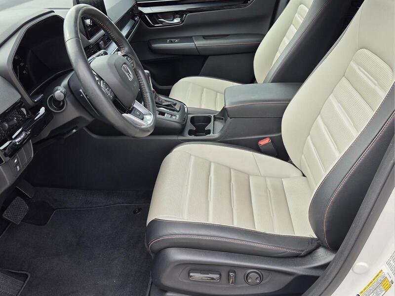 Used 2024 Platinum White Pearl Honda SPORT TOURING AWD image 10