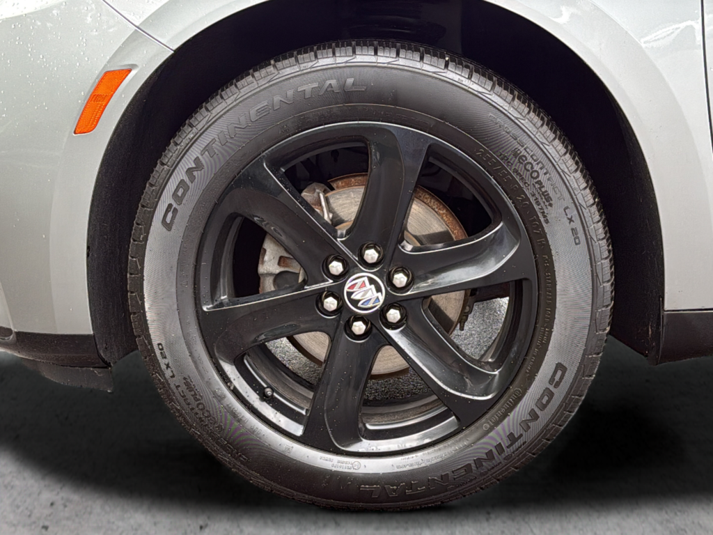 Used 2023 Gray Buick Essence image 32