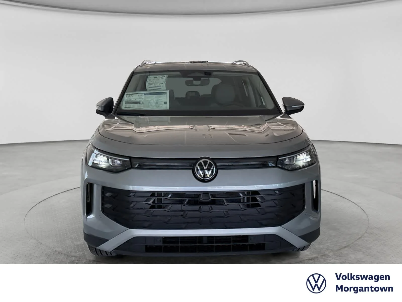 New 2026 Pyrite Silver Metallic Volkswagen SE image 2