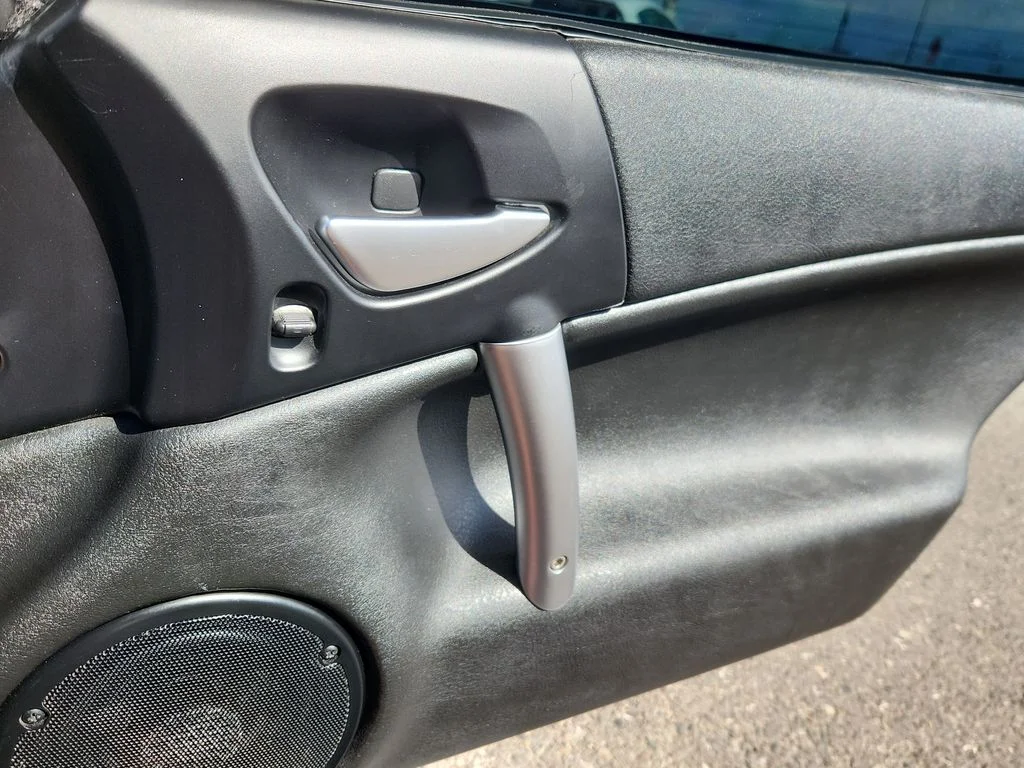 Used 2005 Black Dodge SRT10 image 11