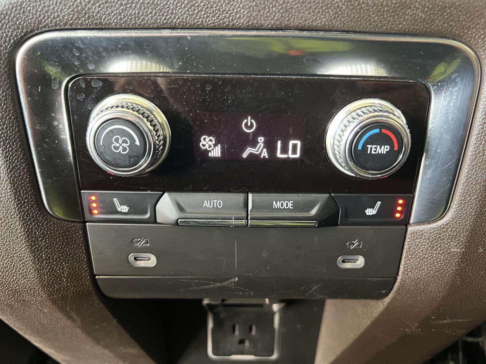 Used 2022 White Frost GMC SLT image 24