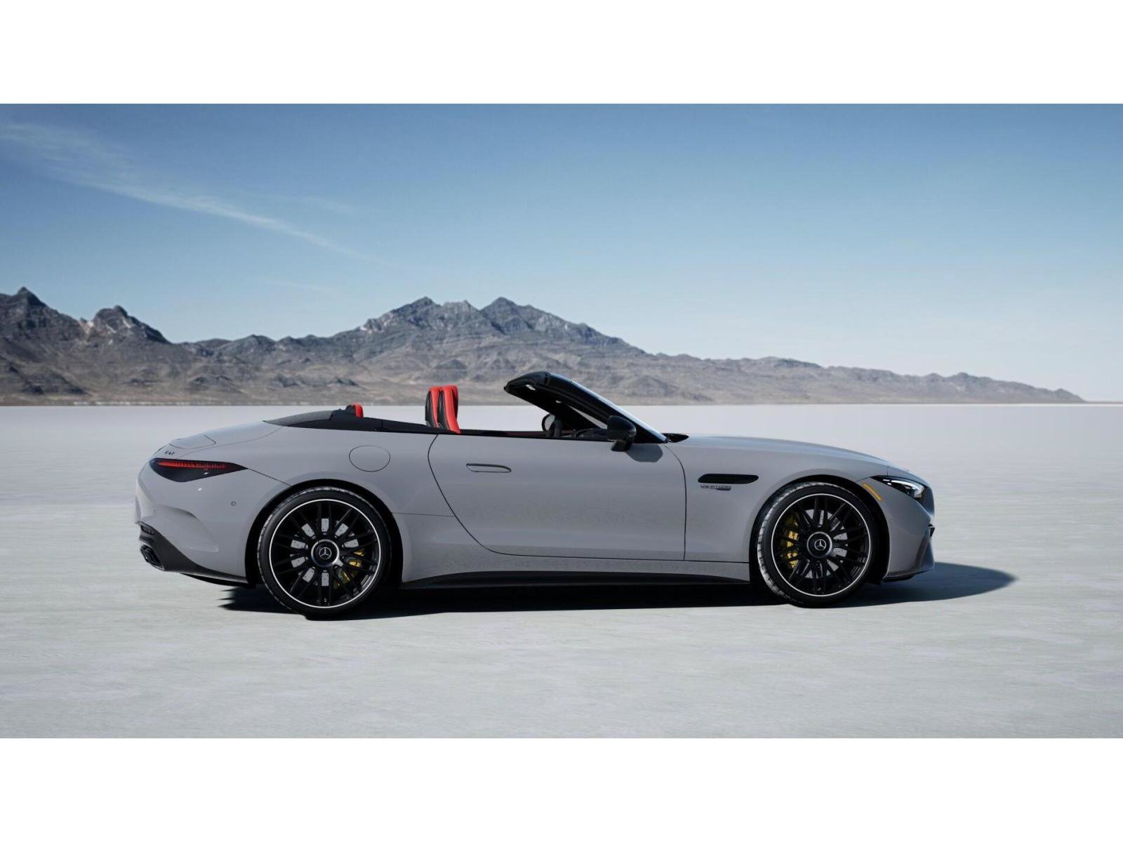 New 2026 MANUFAKTUR Alpine Grey Mercedes-Benz SL 63 AMG® image 17