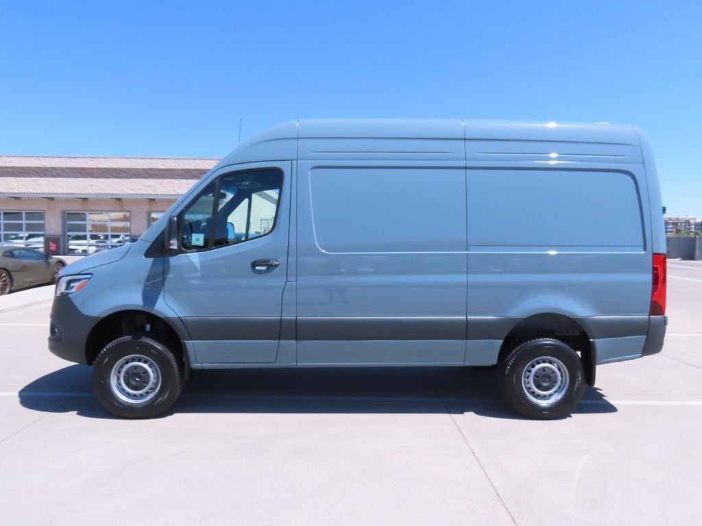 New 2026  Mercedes-Benz Cargo 144 WB image 8