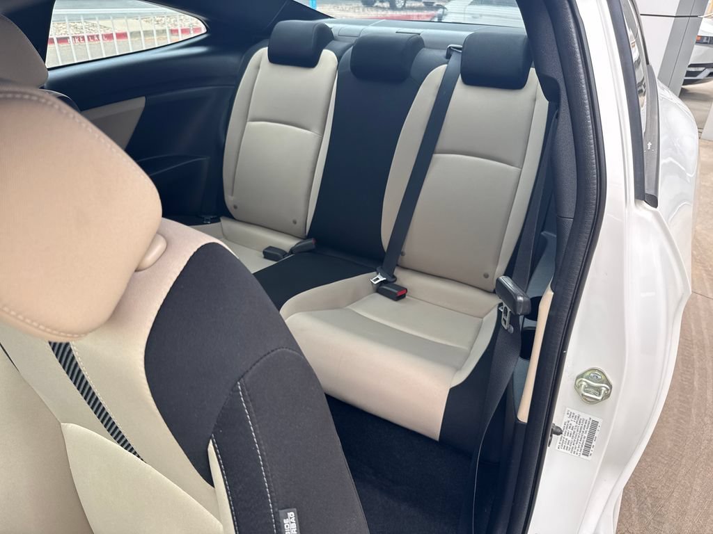 Used 2017  Honda LX image 21