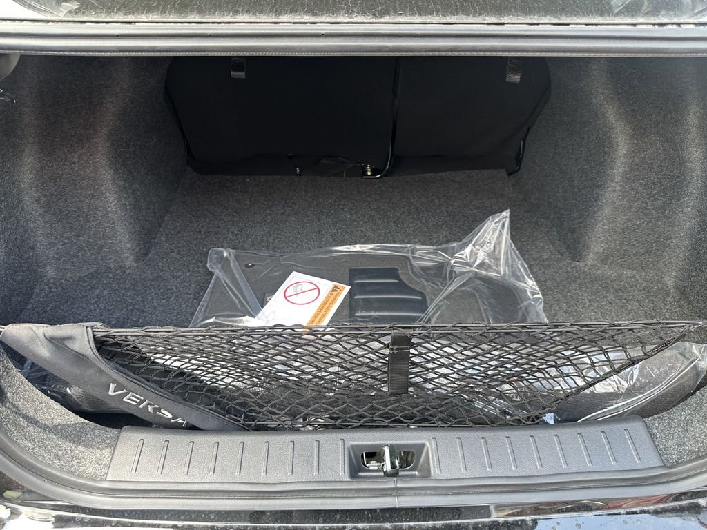 2025 Nissan Versa Sedan SV - Photo 22