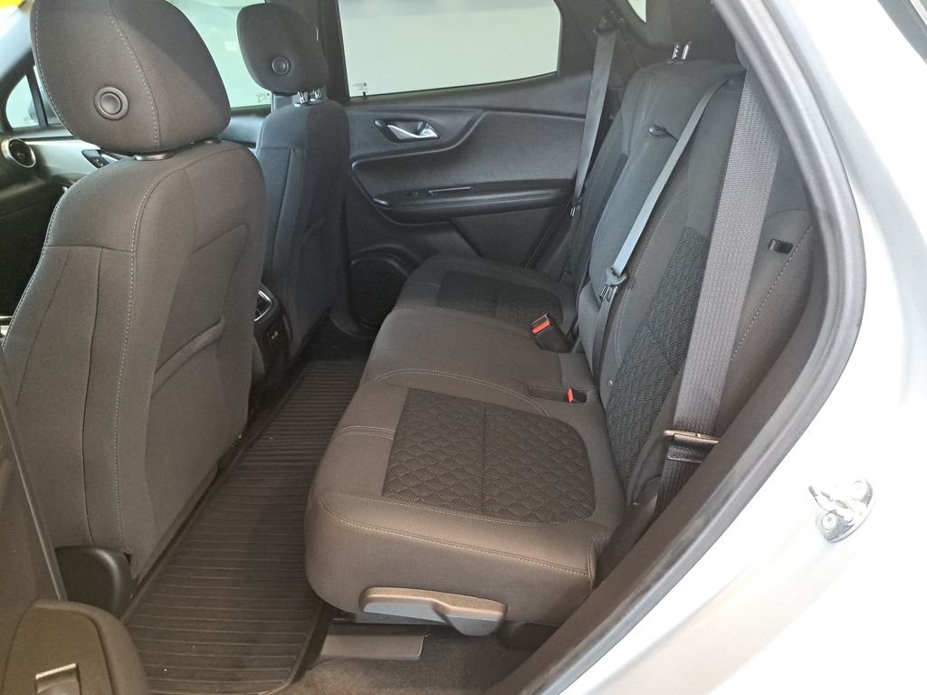 Used 2022 Silver Chevrolet LT image 32