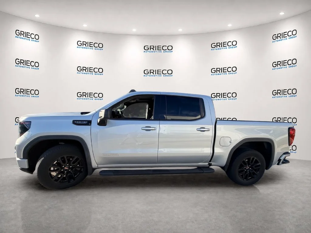 Used 2022 Silver GMC Elevation image 4