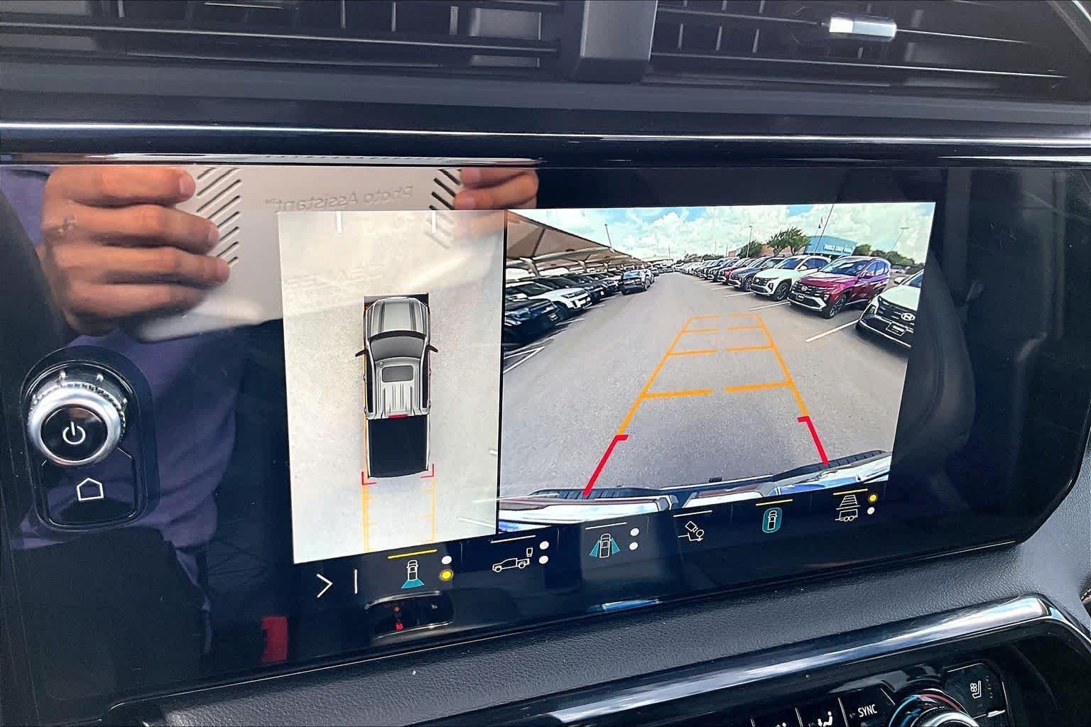 Used 2023 Sterling Metallic GMC AT4 image 27