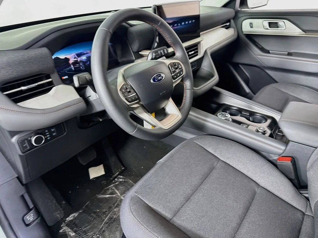 New 2026 Space White Metallic Ford Active w/200A Pkg image 9