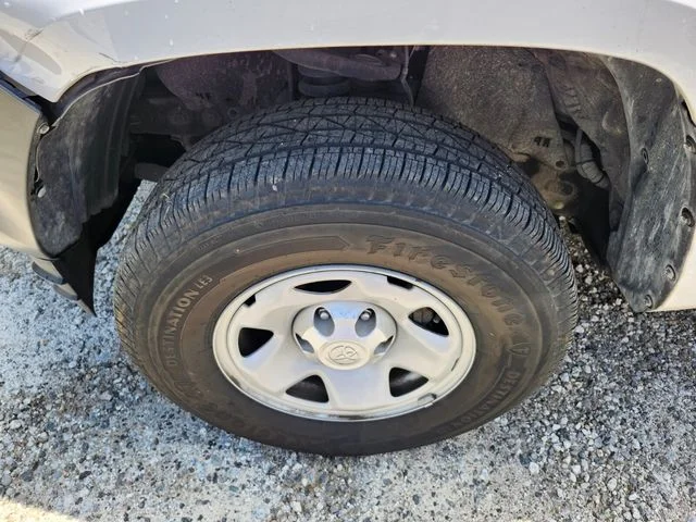 Used 2023 White Toyota SR image 6
