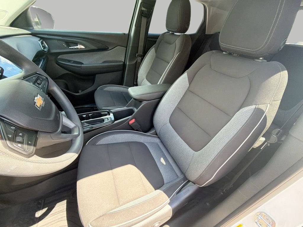 Used 2023 White Chevrolet LT image 16