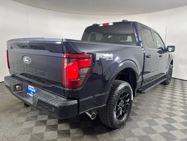 New 2026 Blue Ford XLT image 5
