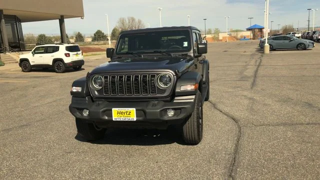 Used 2026 Granite Crystal Metallic Jeep Sport S image 3