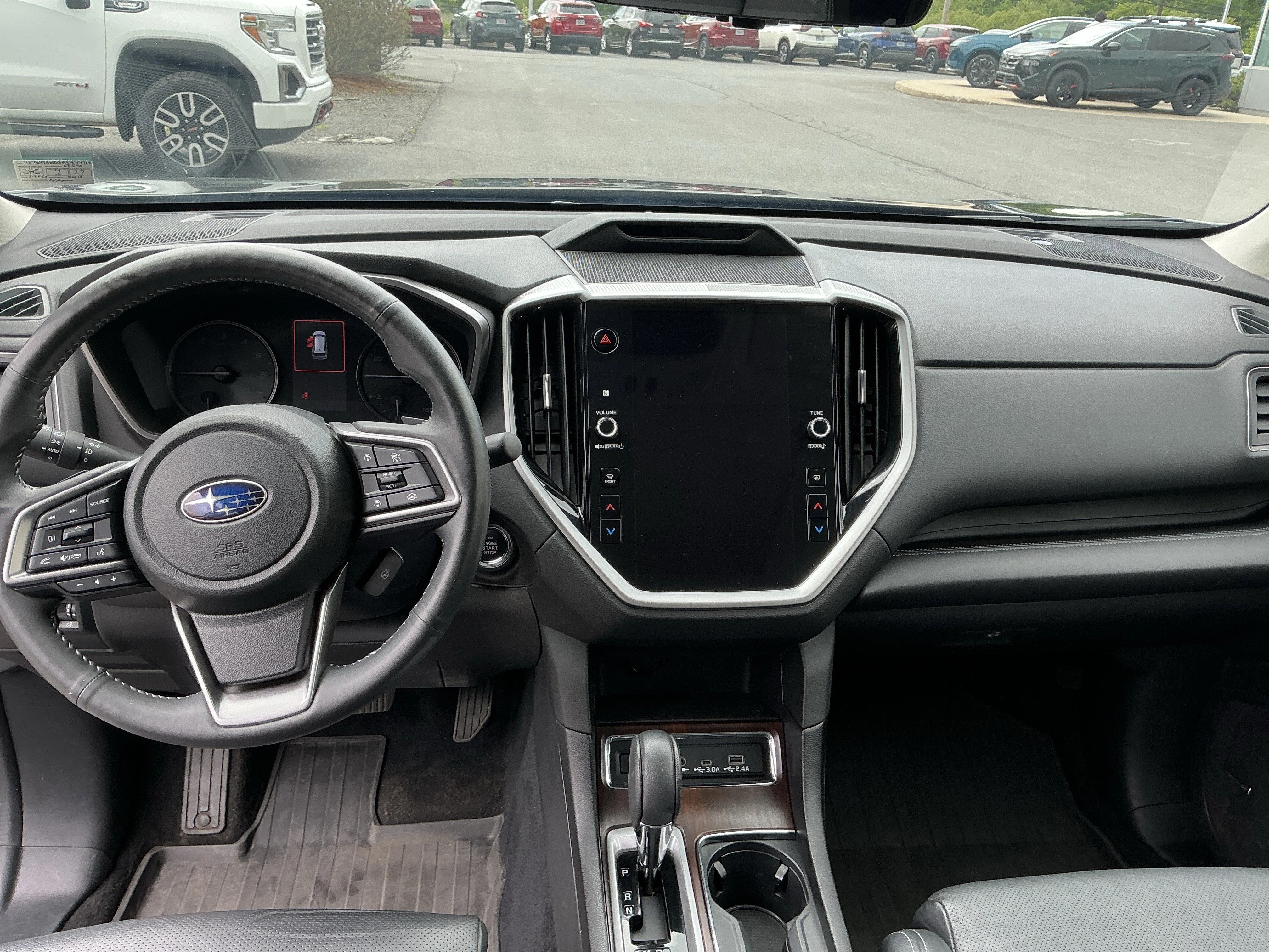 Used 2023 Crystal Black Silica Subaru Touring image 11