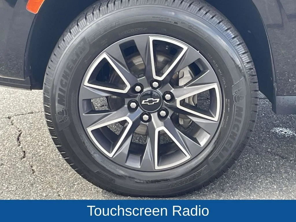 Certified Used 2021 Black Chevrolet Z71 image 11