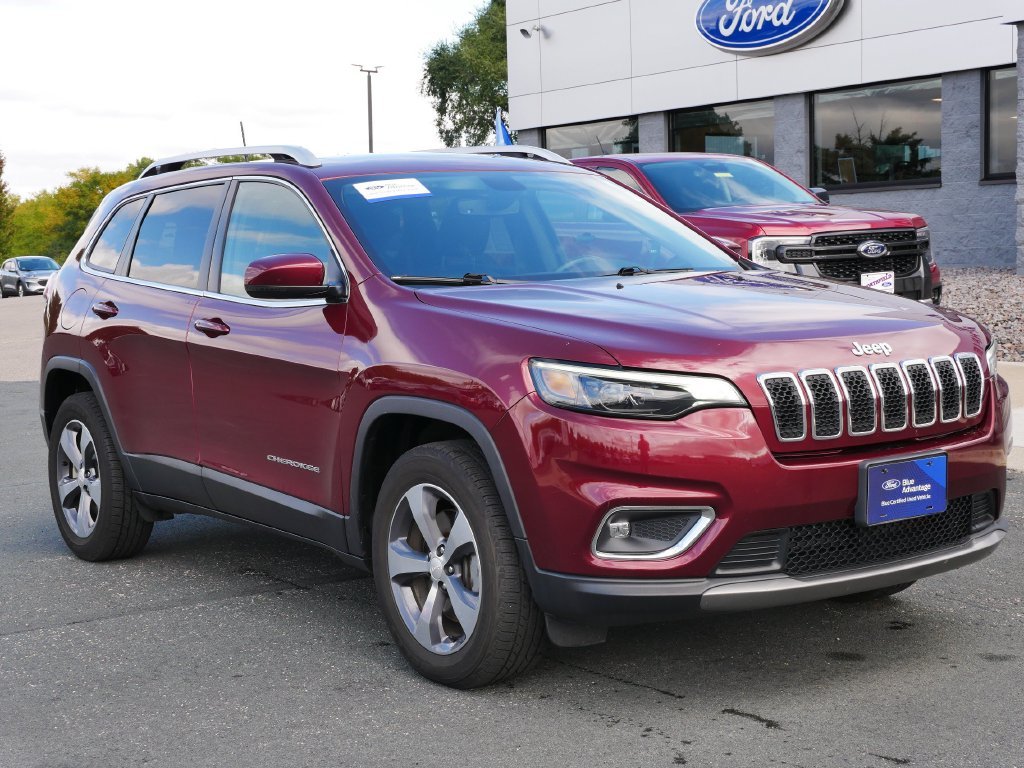 Used 2019 Jeep Cherokee Limited with VIN 1C4PJMDX1KD471693 for sale in Northfield, Minnesota