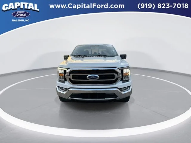 Used 2023 White Ford XLT image 3