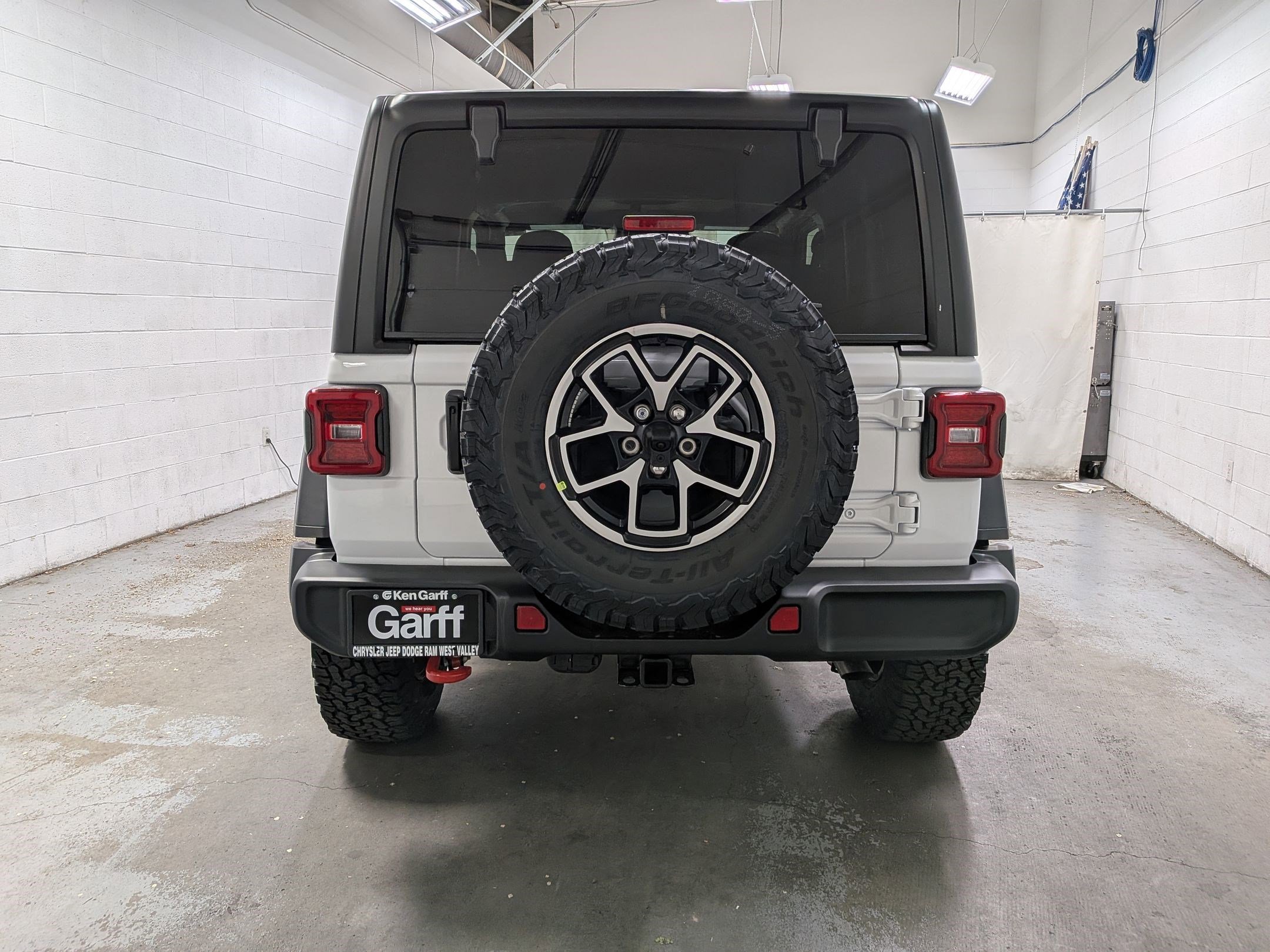 New 2026 Bright White Clearcoat Jeep Rubicon image 5