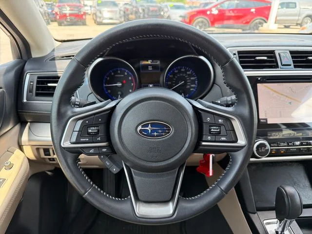 Used 2019 Green Subaru 2.5i Premium image 10
