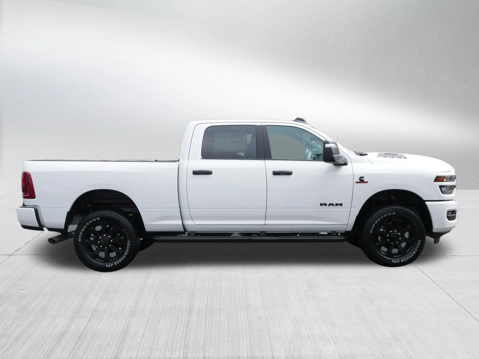 New 2026 Bright White Clear-Coat Exterior Paint RAM Big Horn image 4