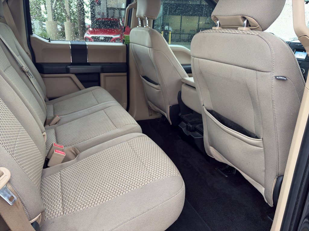 Used 2018 Shadow Black Ford XLT image 13