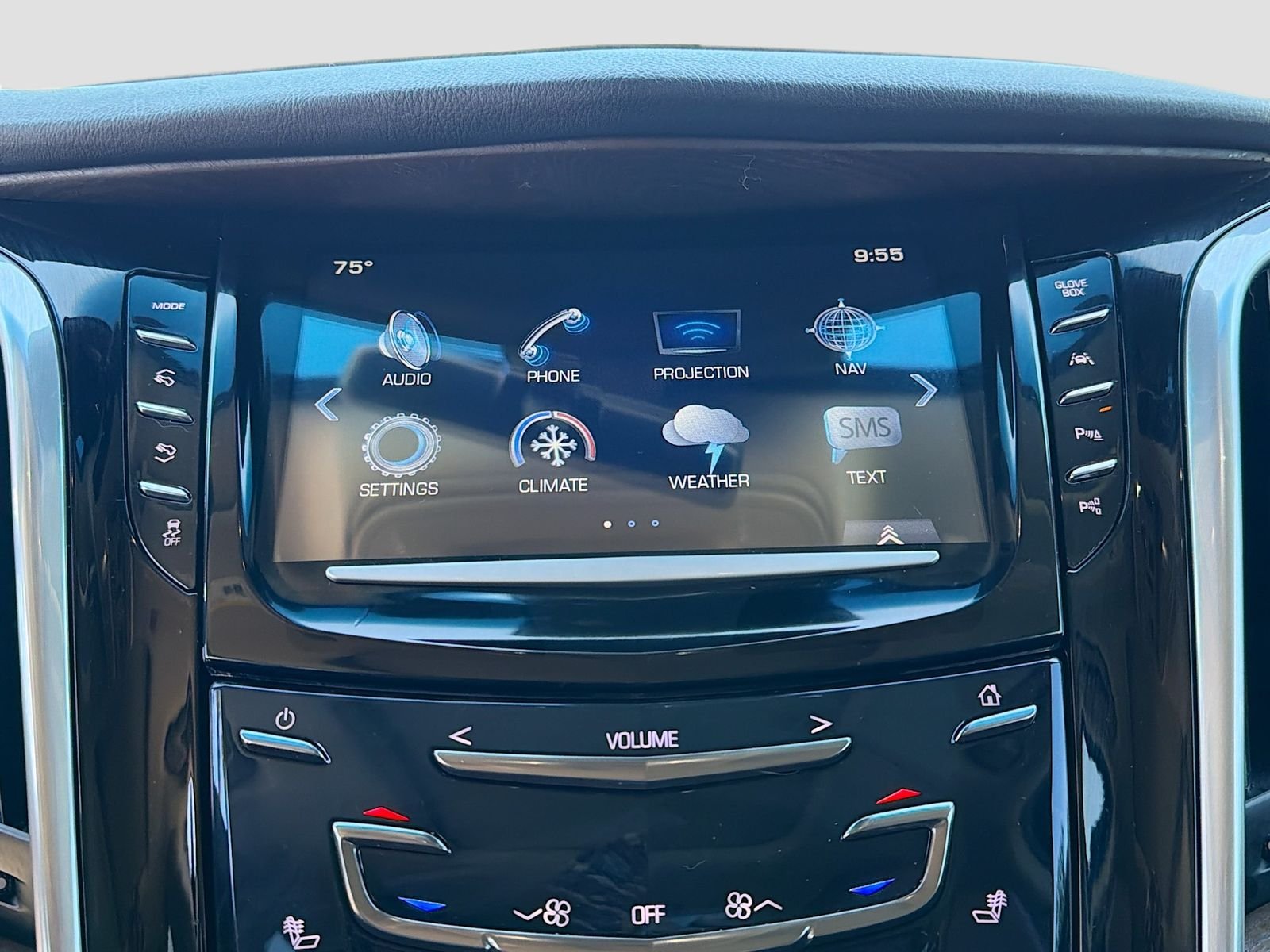 Used 2020 White Cadillac Luxury image 32