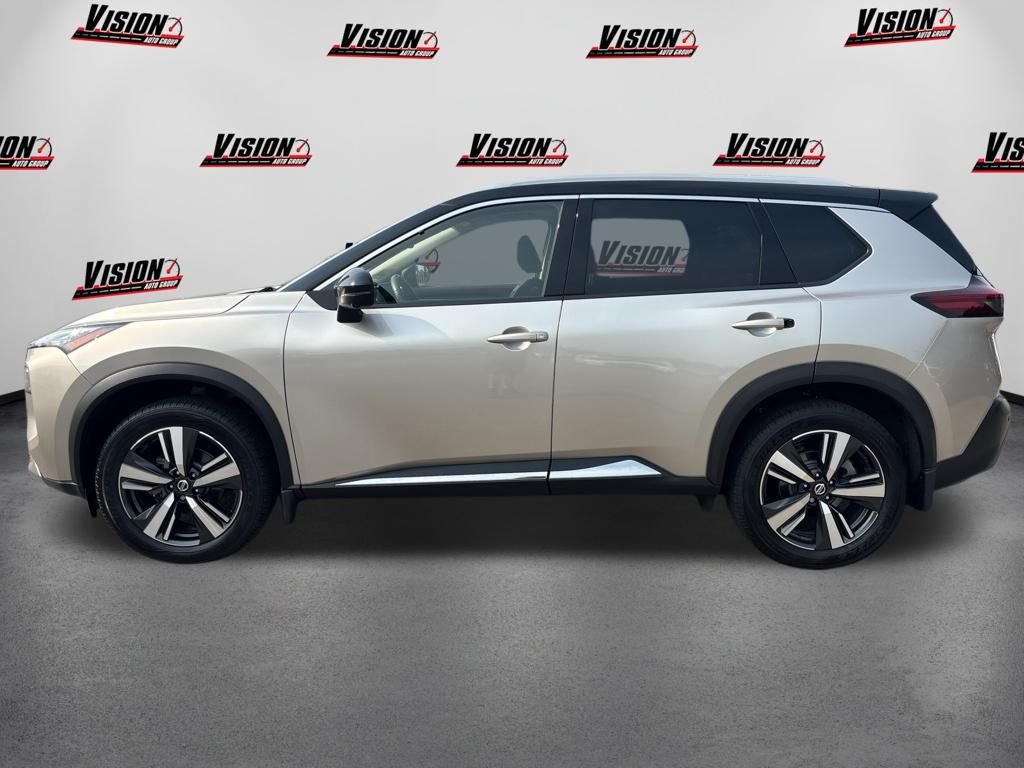 Used 2021 Gold Nissan SL image 10