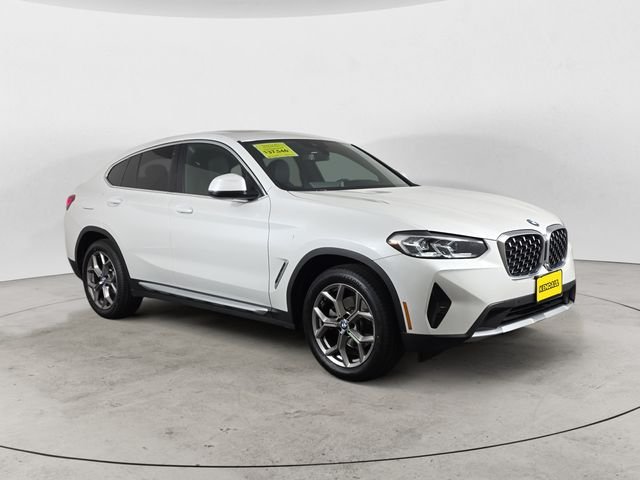 Used 2022 White BMW xDrive30i image 7