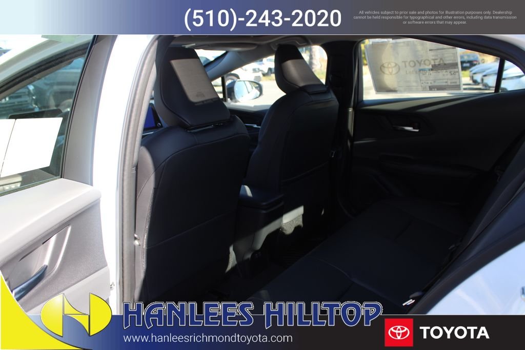 2026 Toyota Prius Limited - Photo 17