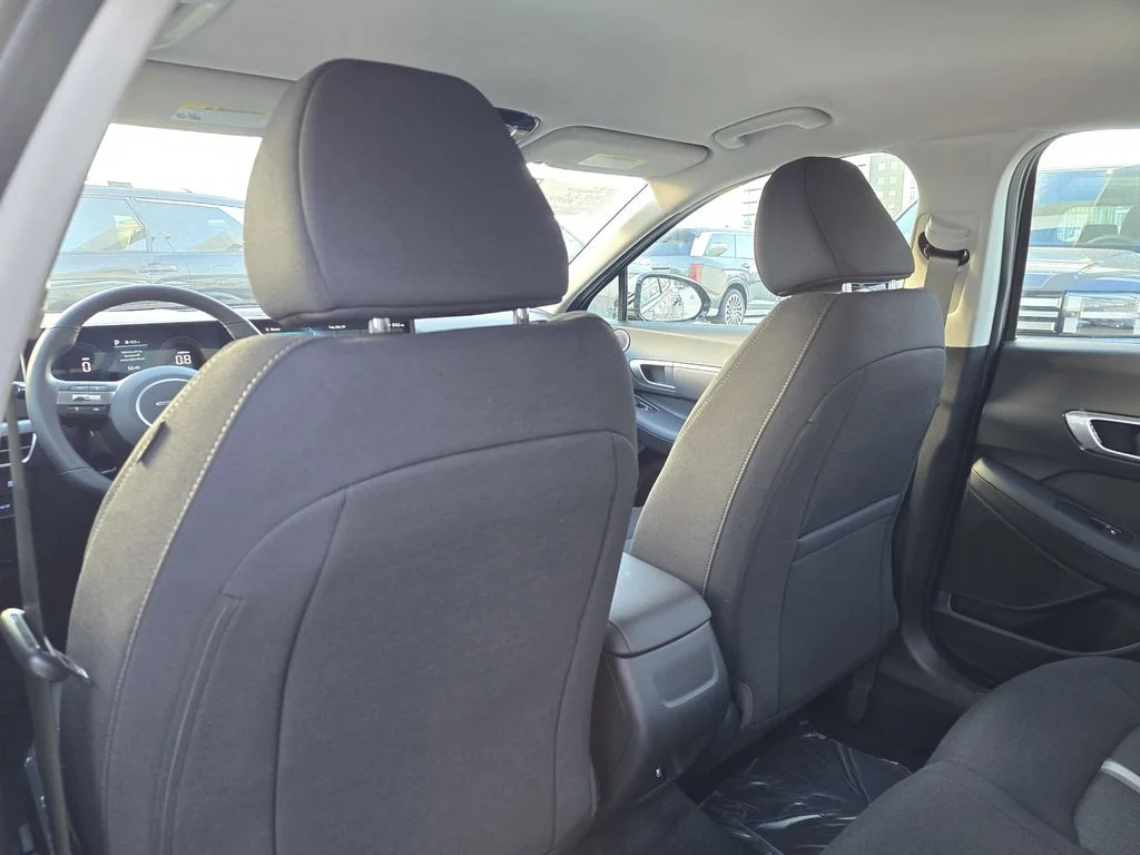 New 2026 Black Hyundai SEL Sport image 10