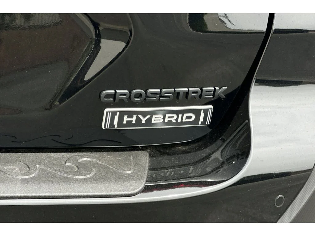 New 2026 CRYSTAL BLACK SILICA Subaru Limited Hybrid image 27
