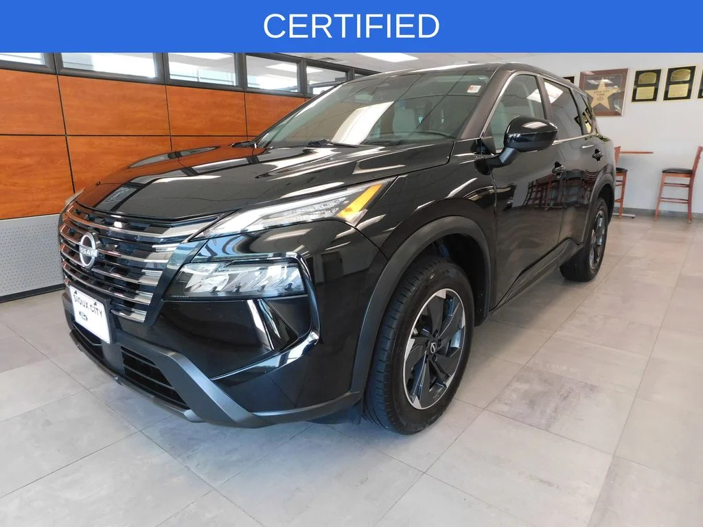 Certified Used 2025 Super Black Nissan SV image 1