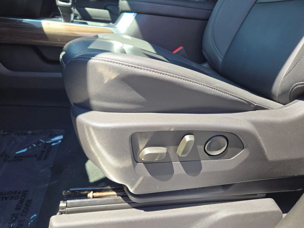 Used 2024 Gray Chevrolet RST image 22