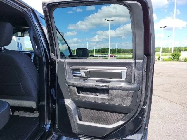 Used 2022 Diamond Black Ram Warlock image 39