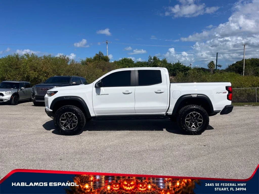 Used 2025 Summit White Chevrolet ZR2 image 8