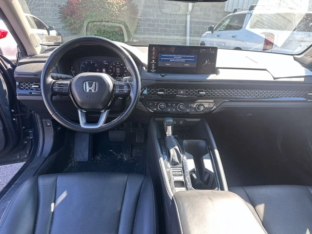 Used 2024 Blue Honda Touring image 16
