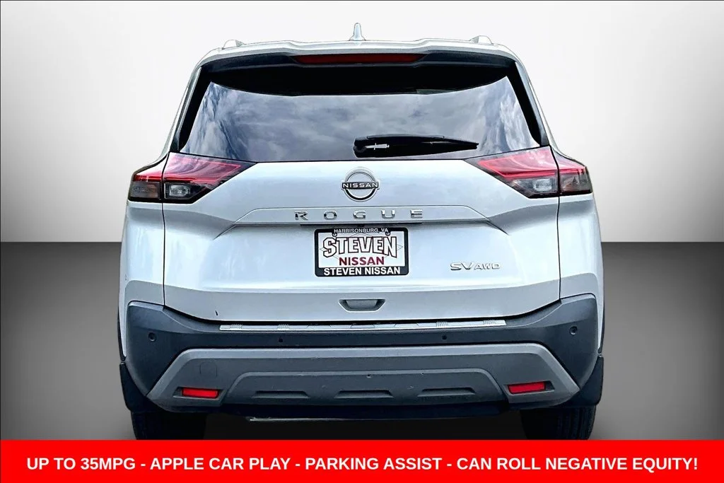 Used 2023 Silver Nissan SV image 5